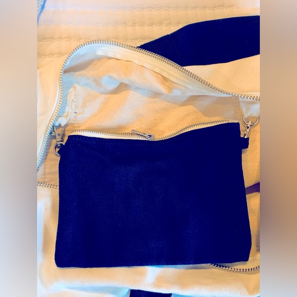 New Brandy Melville John Galt blue white striped large canvas Duffle Bag - Picture 5 of 5